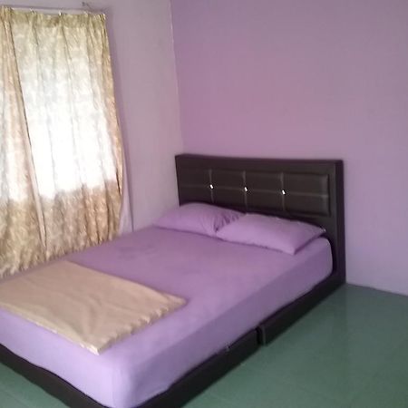 Apple Boutique Homestay Куантан Экстерьер фото