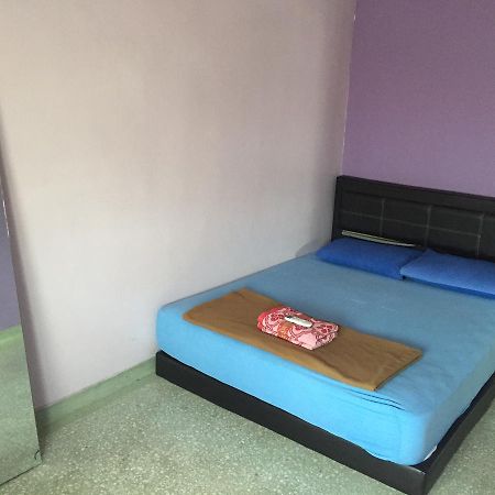 Apple Boutique Homestay Куантан Экстерьер фото