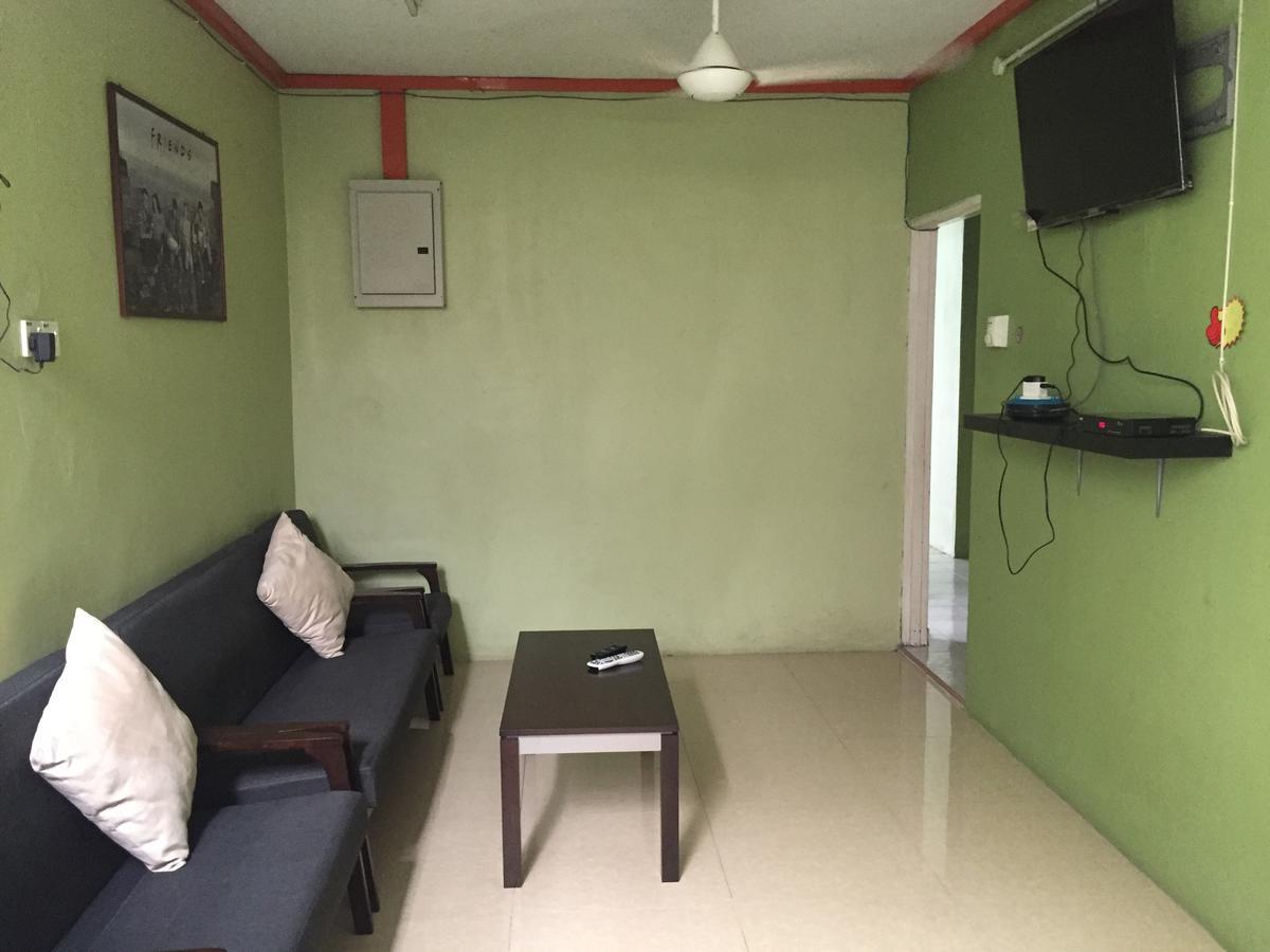 Apple Boutique Homestay Куантан Экстерьер фото